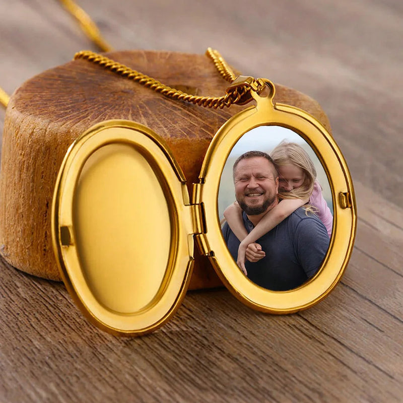 Relicário Clássico Oval com Foto Personalizada