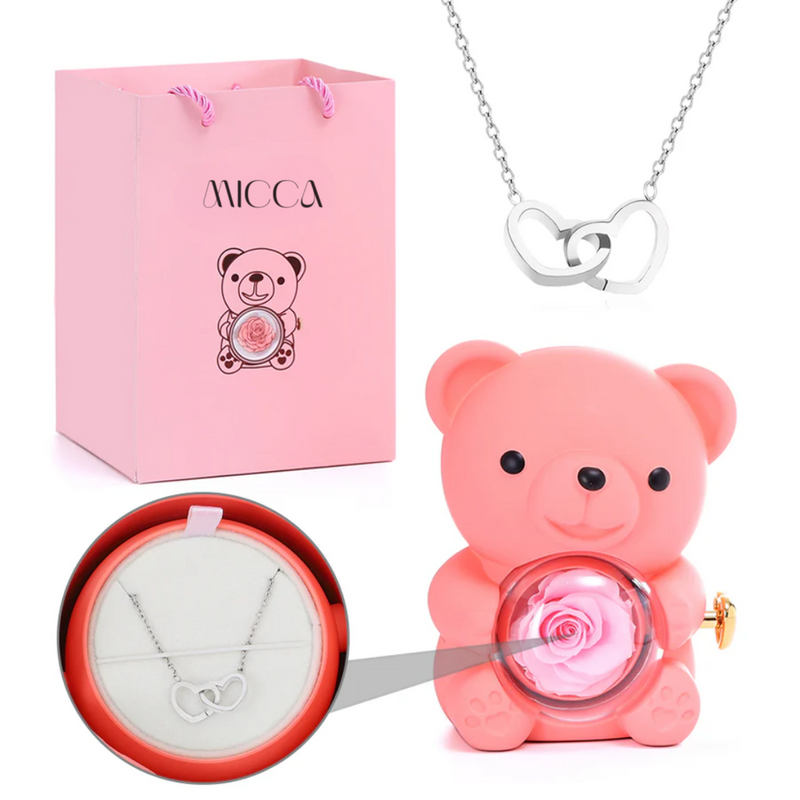 Urso com Rosa Eterna & Colar Gravado com Nomes